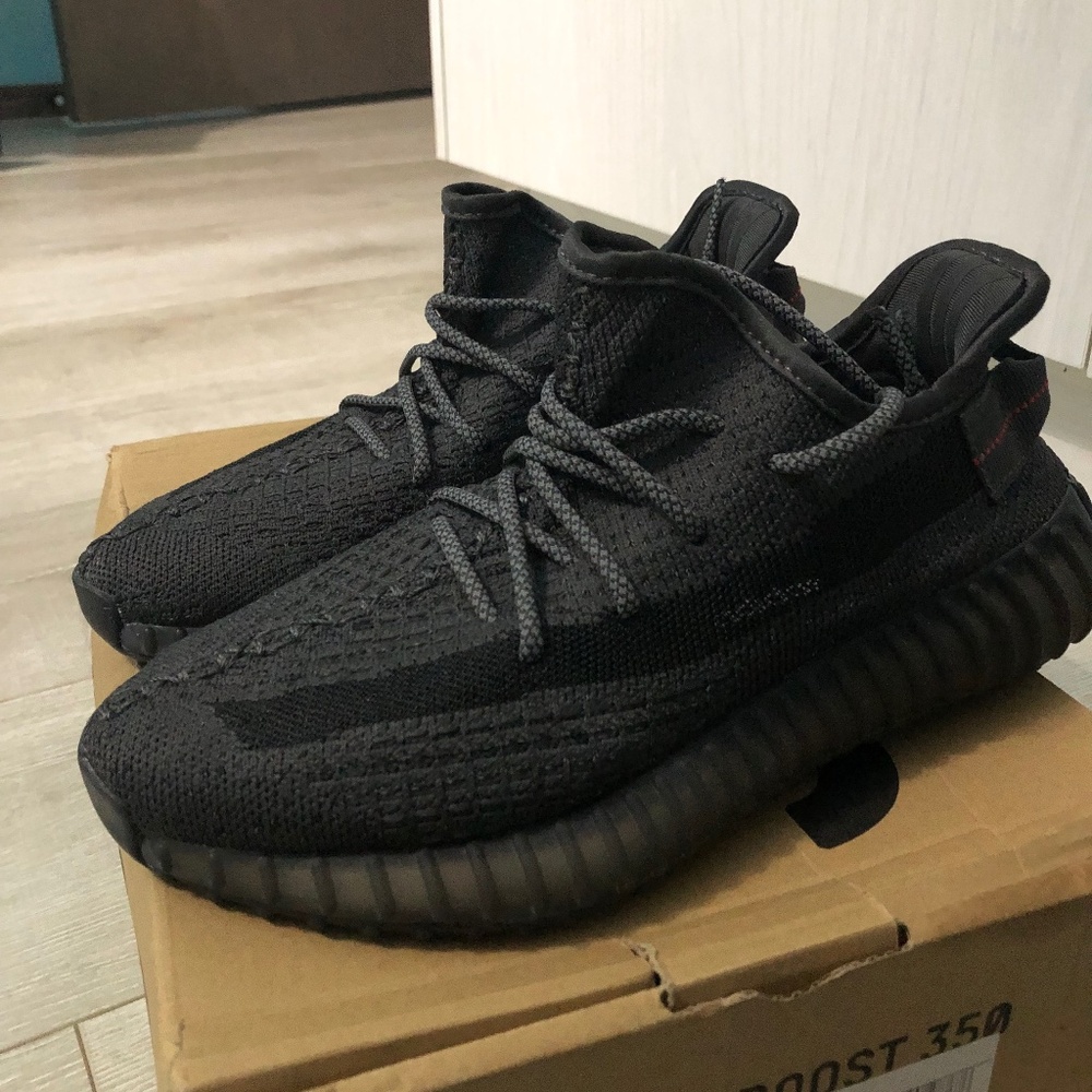 Yeezy 350 R3PS (not authentic)